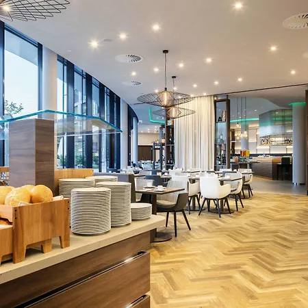 Courtyard By Marriott Wolfsburg-3